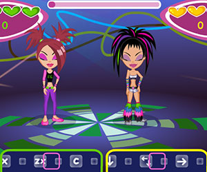 Dolls Super Dance, 2 player dance game, Play Dolls Super Dance Game at twoplayer-game.com.,Play online free game.